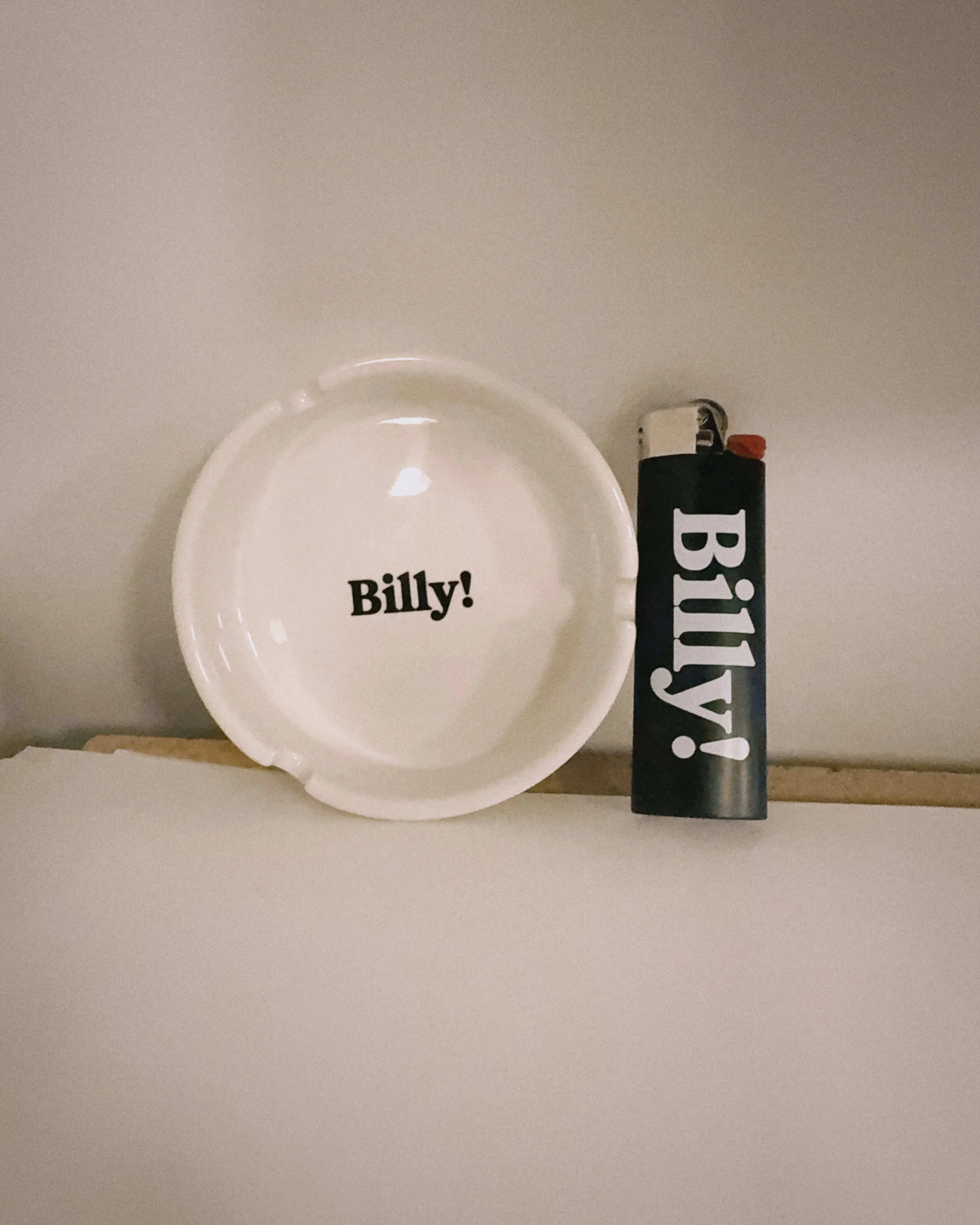 Billy! Ashtray and Lighter Set - Image 3